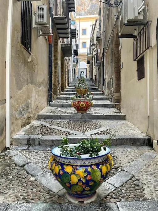 Angelina'S Apartment Cefalu 0*,  Italy